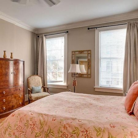 201 York #3 - Homey Downtown 2 Bedroom Steps From The River Savannah Esterno foto