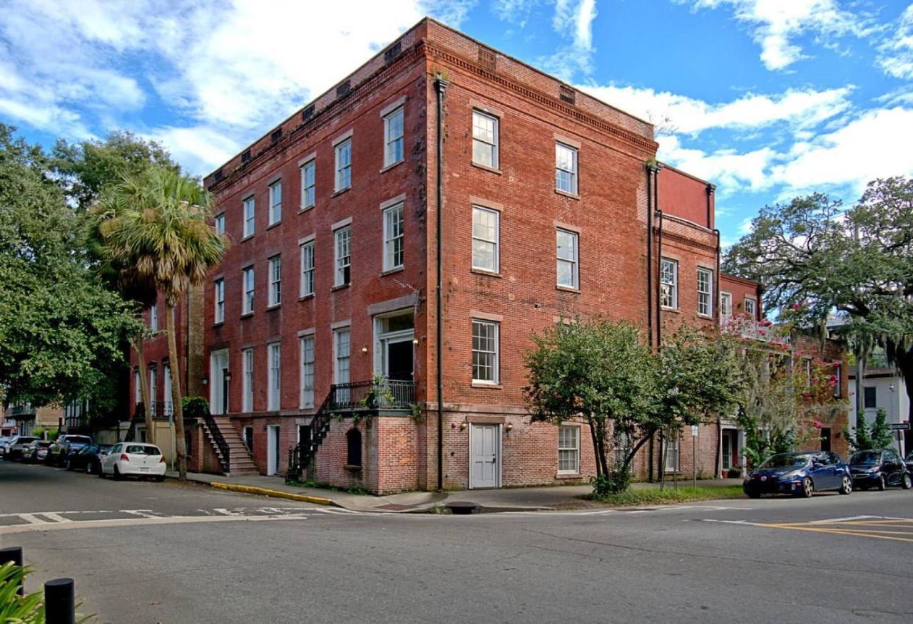 201 York #3 - Homey Downtown 2 Bedroom Steps From The River Savannah Esterno foto